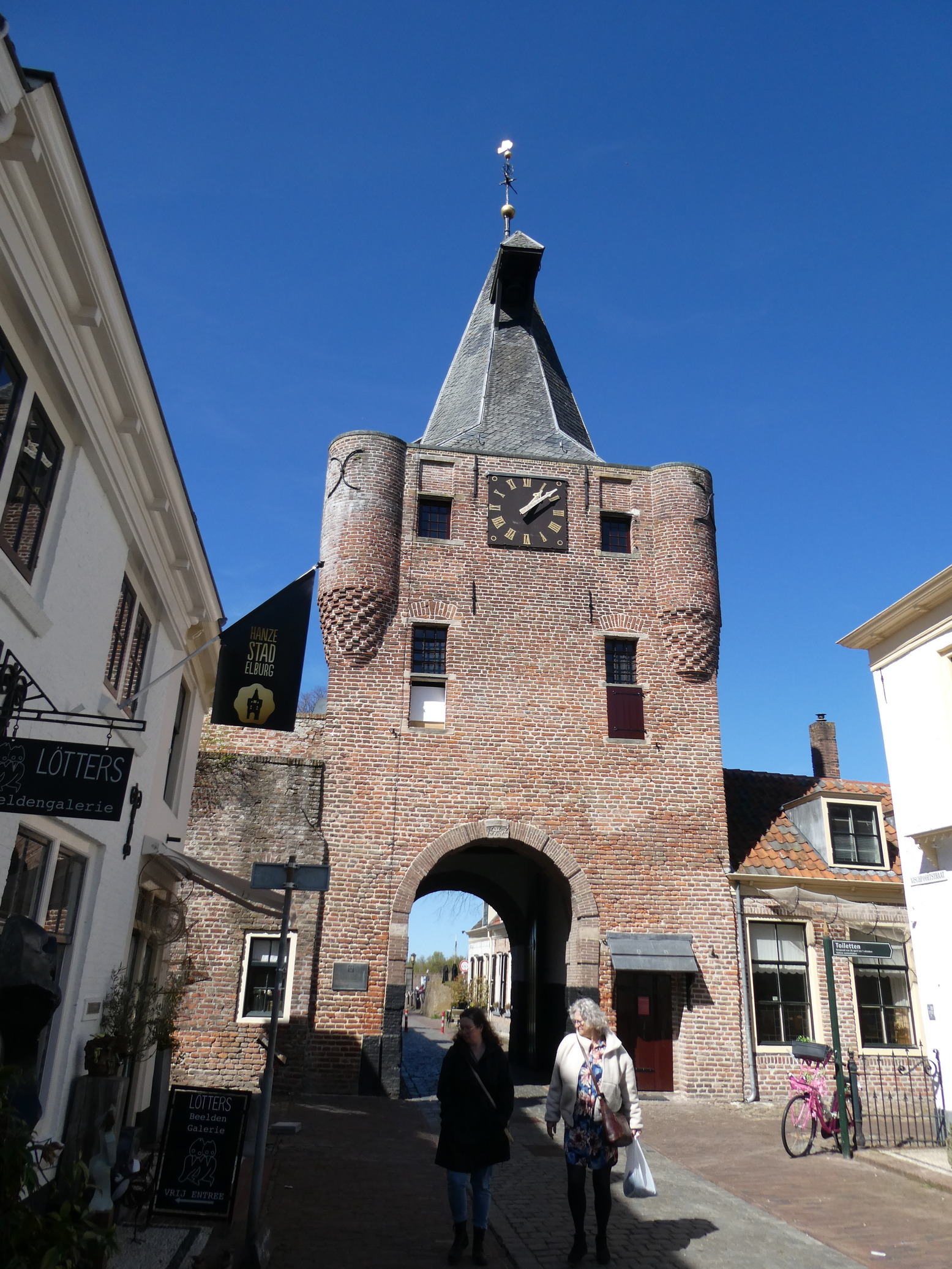 2 Elburg 1